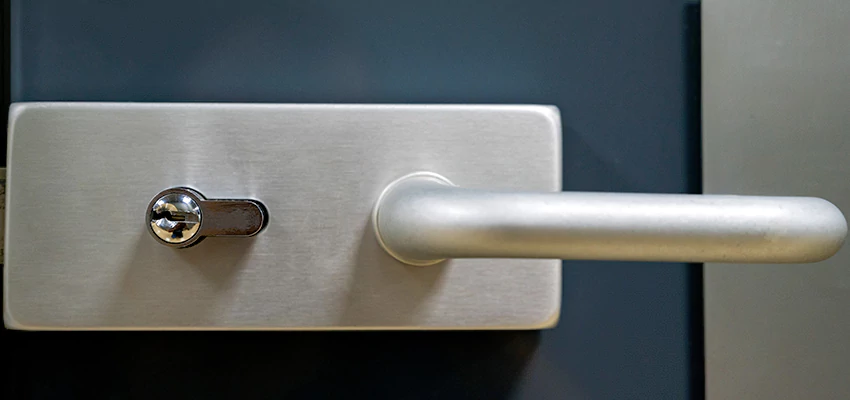 Change Patio Door Locks in Petaluma, California